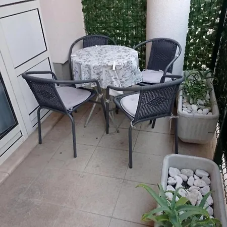 Petar With Terrace, 3min Walk To The * Makarska
