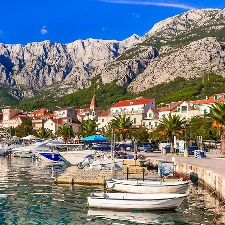 Petar With Terrace, 3min Walk To The Apartamento *