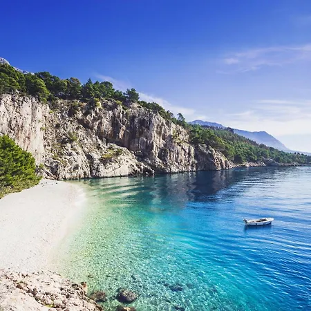Apartamento Petar With Terrace, 3min Walk To The Makarska